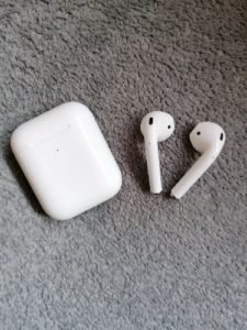 airpods 1 release date