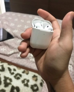 airpods 2 fake replica