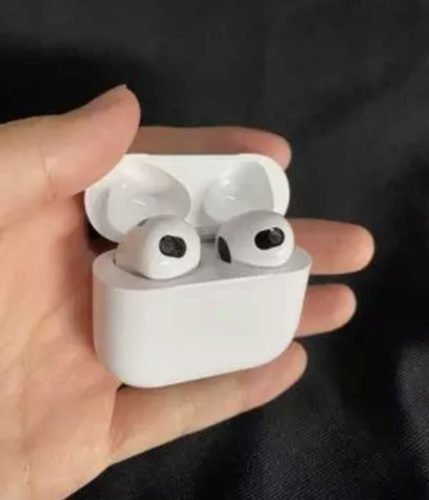 white pods low definition